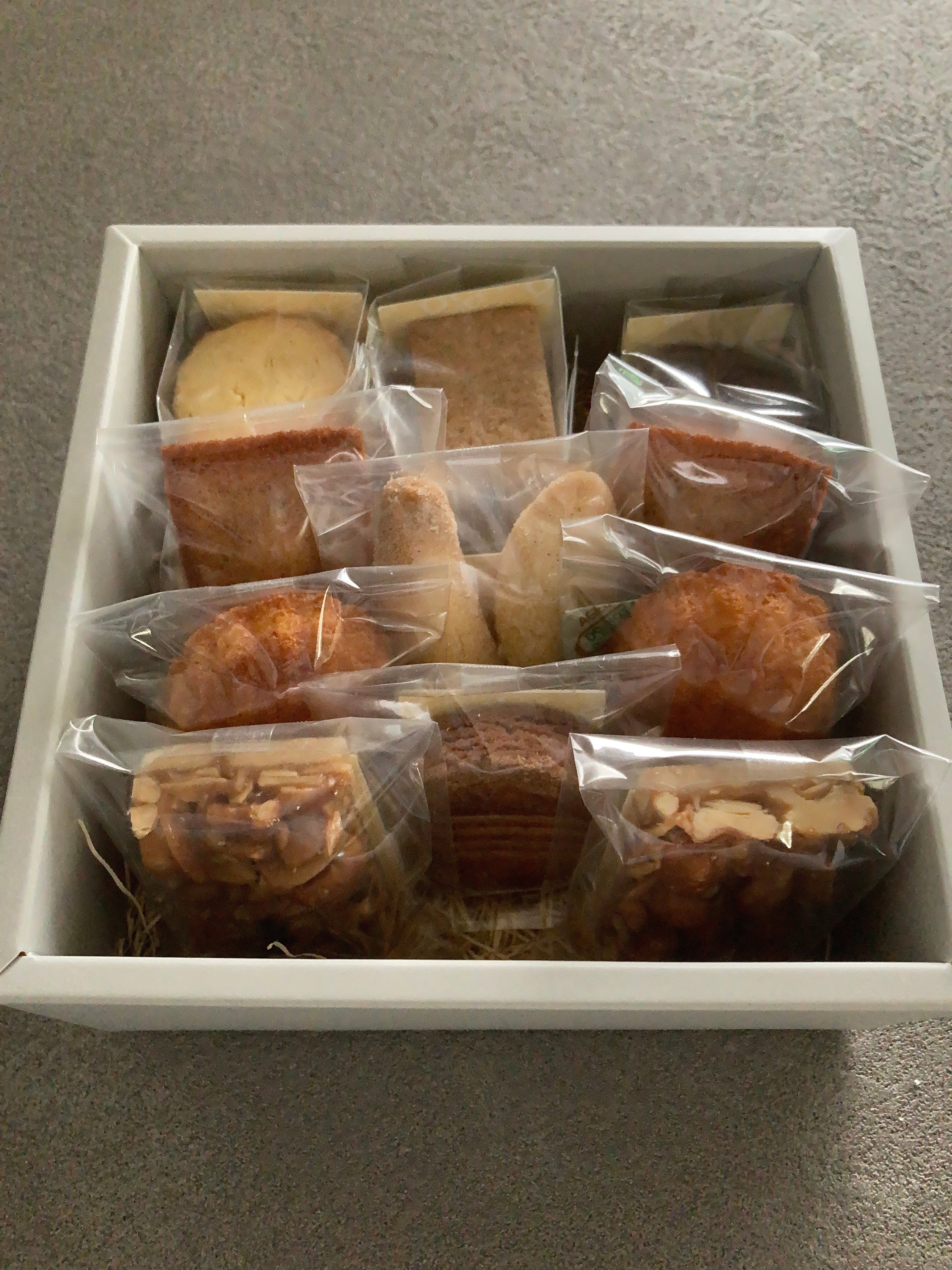 DÉLICURIOの焼菓子詰合せ